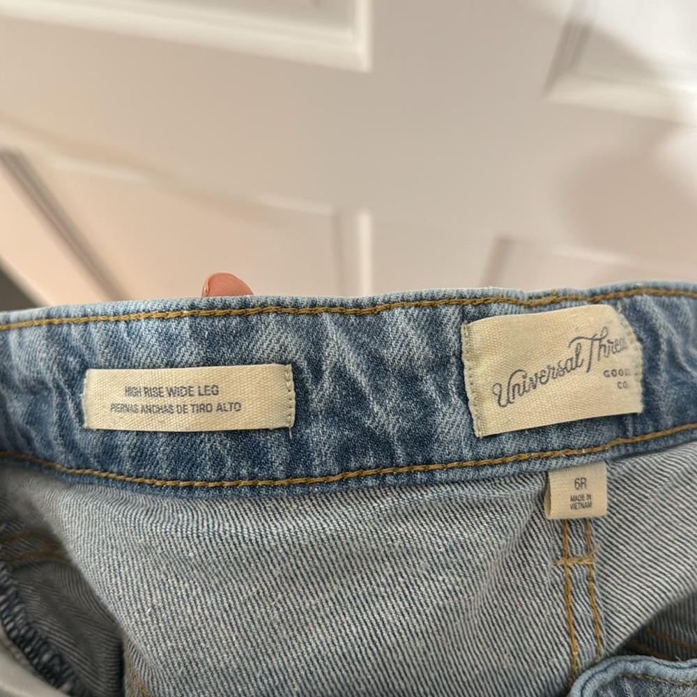 Universal thread jeans - Picture 2 of 3